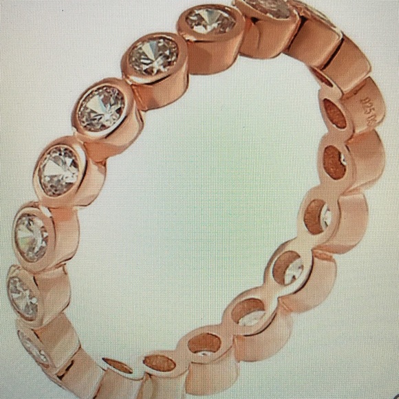 NWOT Sterling Silver Rose Goldplate Cubic Zirconia Anniversary Ring - Picture 7 of 9